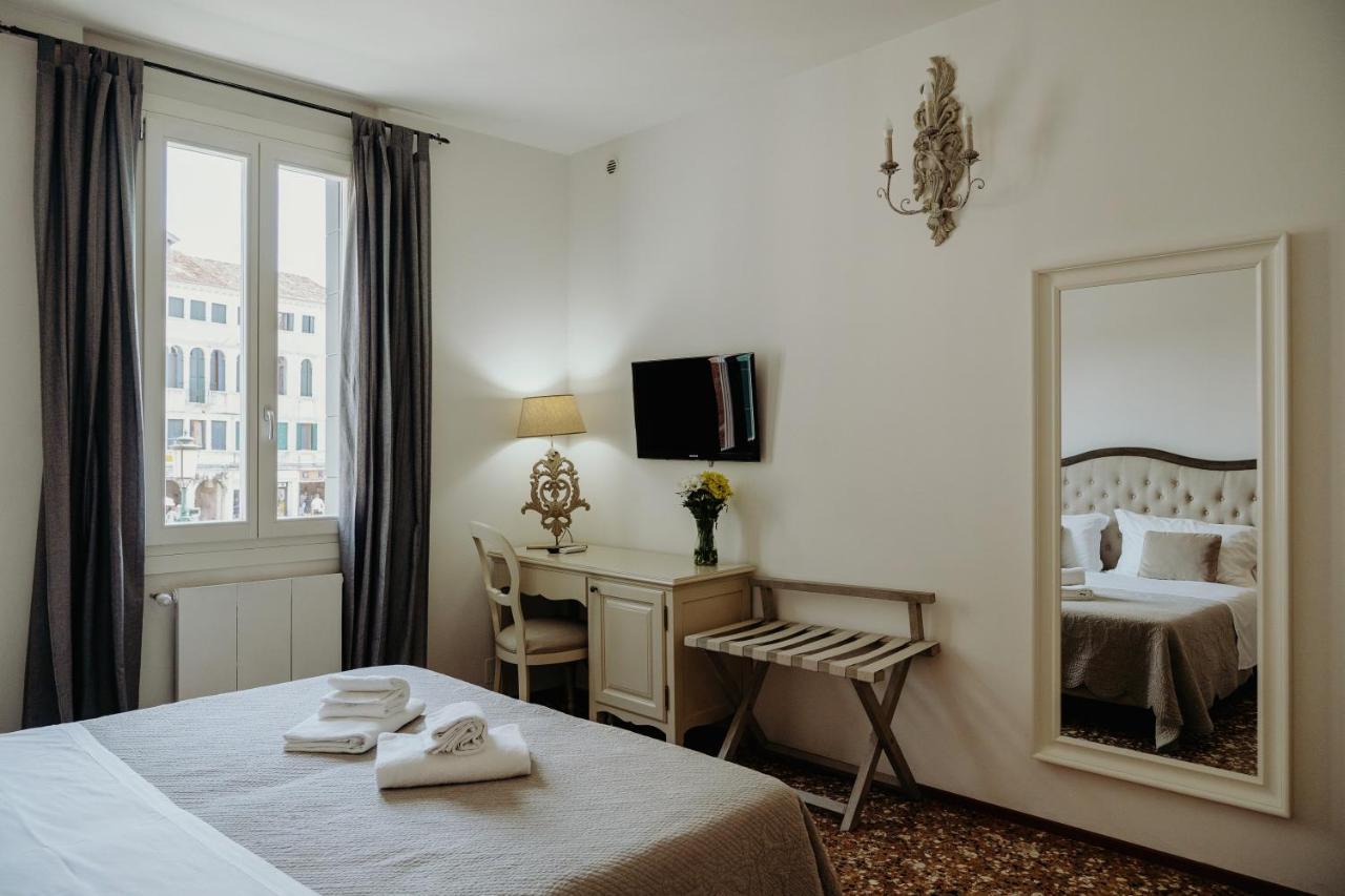 Отель Palazzetto Barnaba Венеция Экстерьер фото